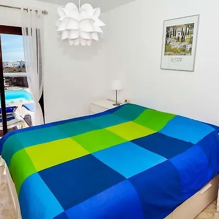 Villa Playa Blanca Sleeps 6 Pool Wifi